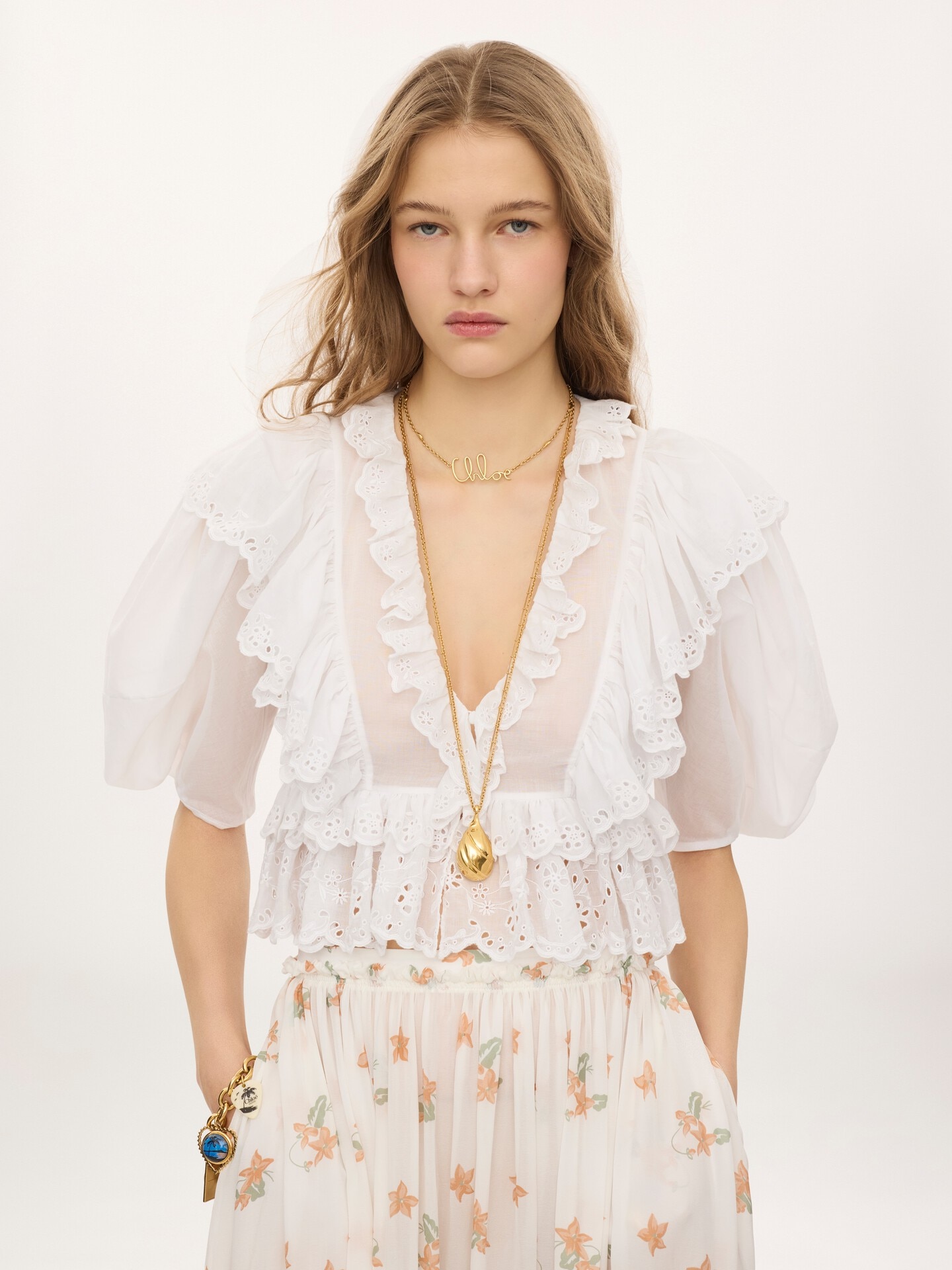 Cropped V-neck ruffle top in cotton voile - 3.0