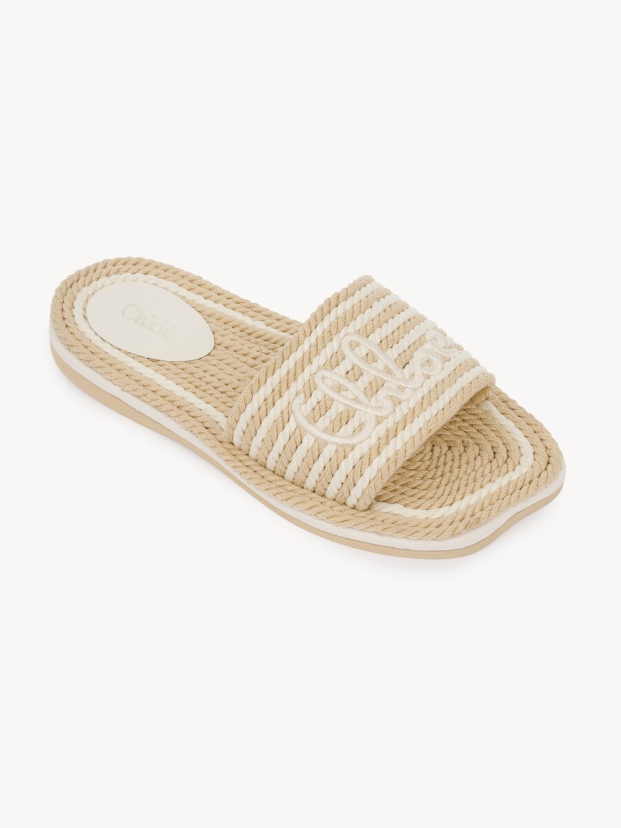 Chlo&eacute; Sand slide - 5