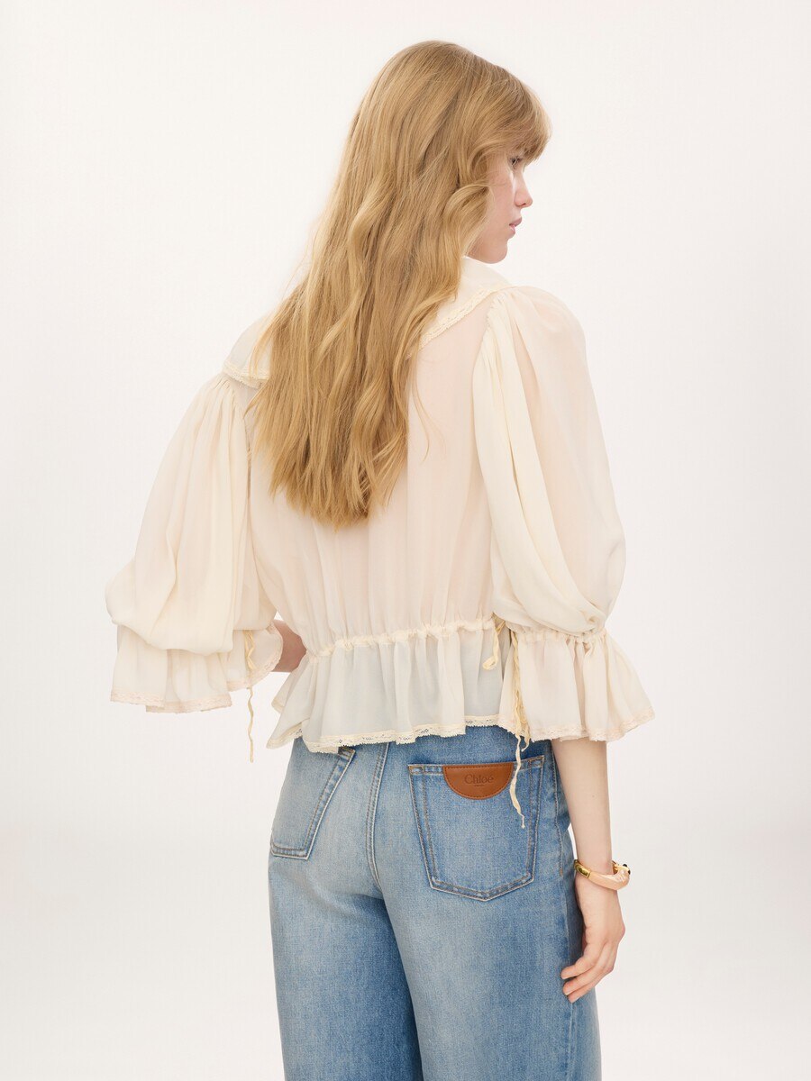 Cropped V-neck ruffle top in silk georgette & lace - 4