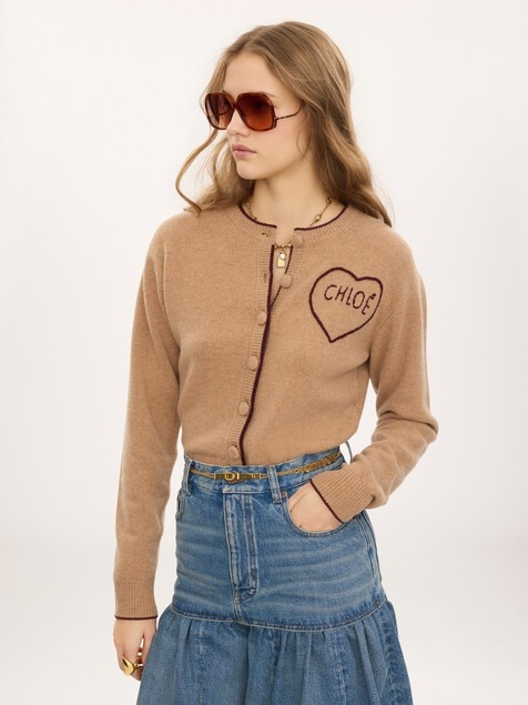 Fitted logo cardigan in a wool & cashmere knit