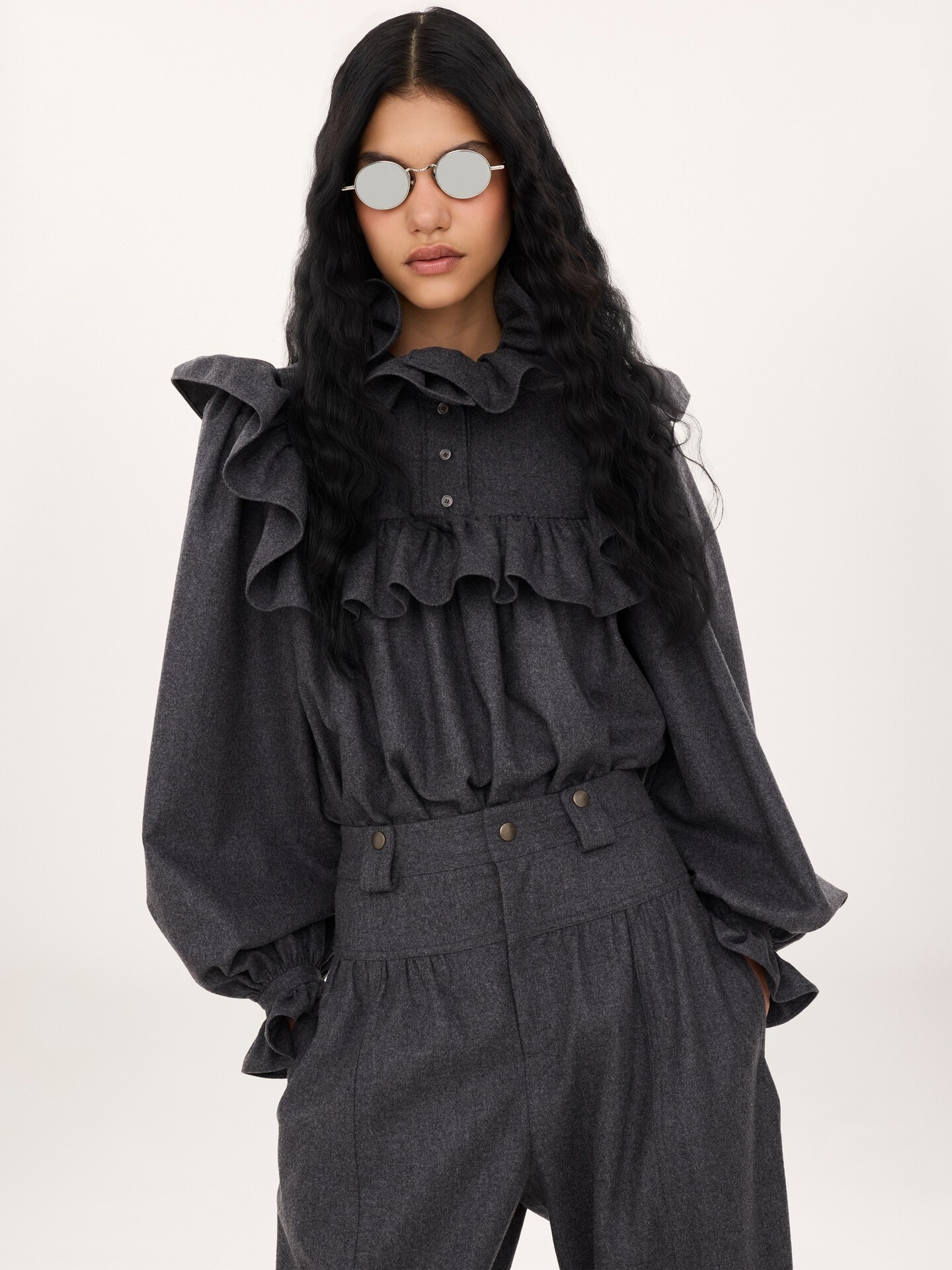 High-neck ruffle top in wool & cashmere flannel - 3.0