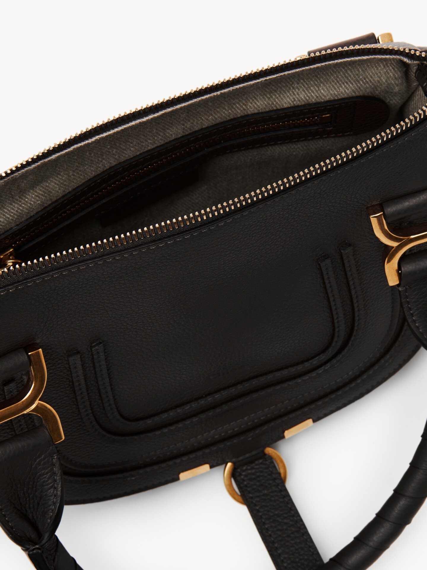 Petit sac Marcie en cuir grain&eacute; - 6.0