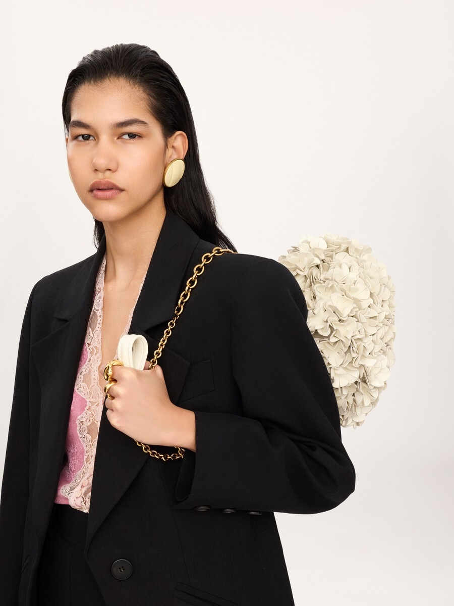 Chlo&eacute; Pliss&eacute; shoulder bag with chain in leather flowers - 3