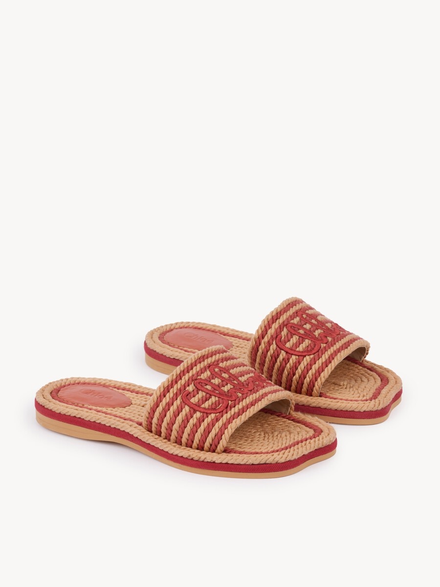 Chlo&eacute; Sand slide - 4