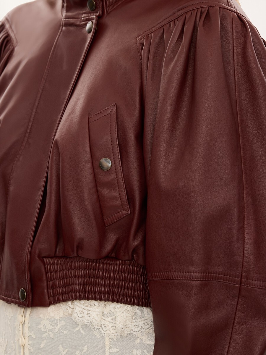 Chaqueta cropped con pa&ntilde;uelo de cuero - 10