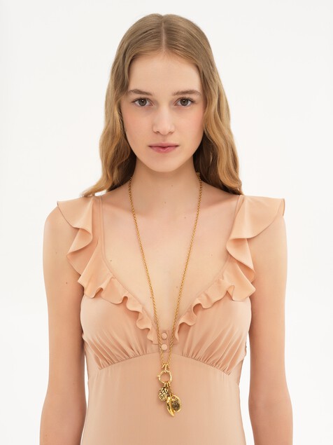 The Chlo&eacute; Charms necklace
