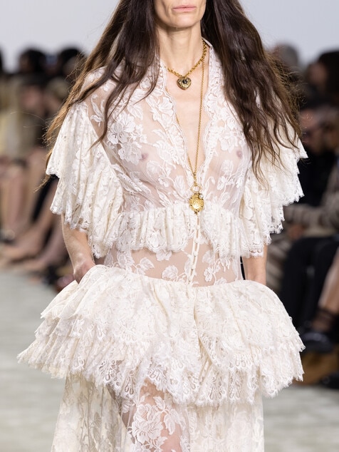 Look 37