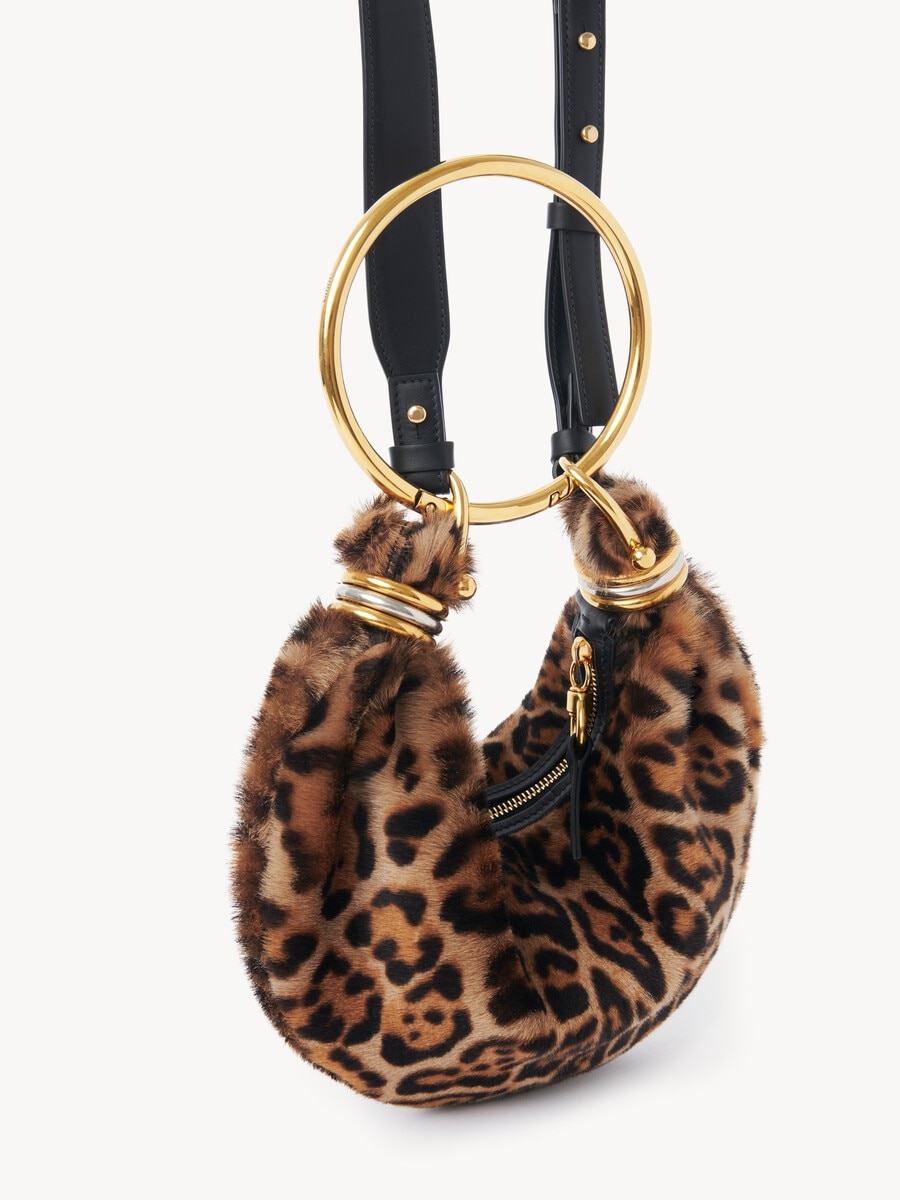 Mini Bracelet Hobo bag de cuero de borrego con estampado de leopardo - 4