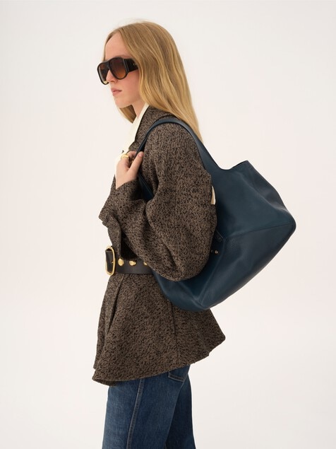 Bolso tote Chlo&eacute; Balloon East-West de cuero granulado