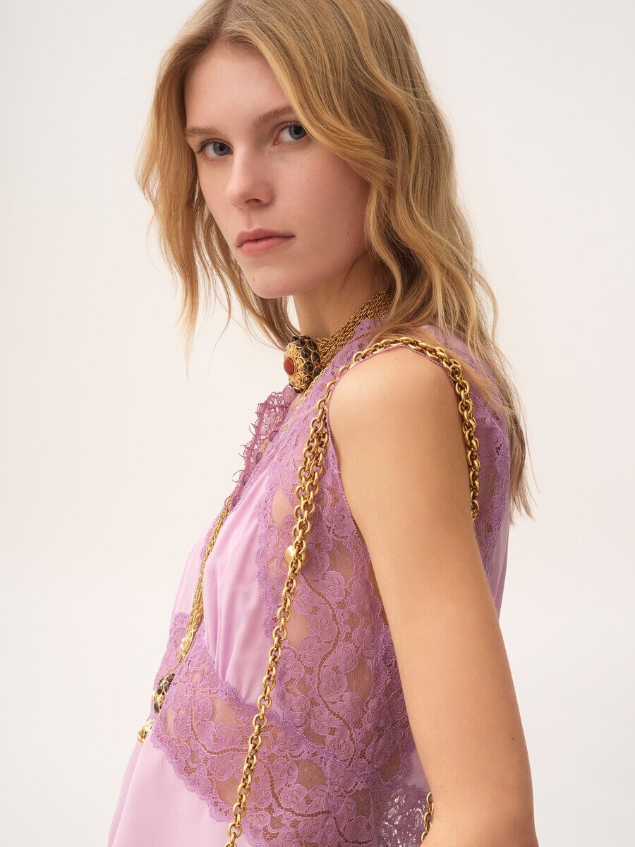 V-neck top in cr&ecirc;pe de chine & lace - 5