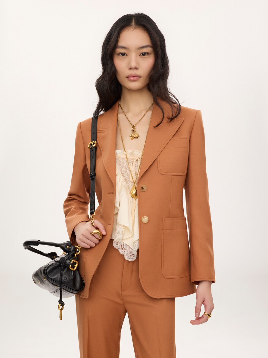 Chaqueta de sastre con botonadura sencilla de gabardina de lana - 4