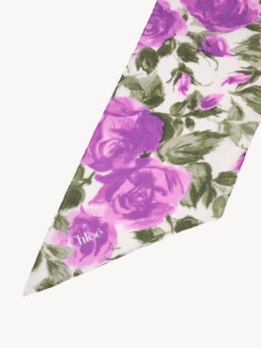 The Chlo&eacute; Wild Flowers bandeau scarf in silk georgette - 4