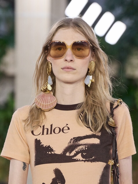 Look 32