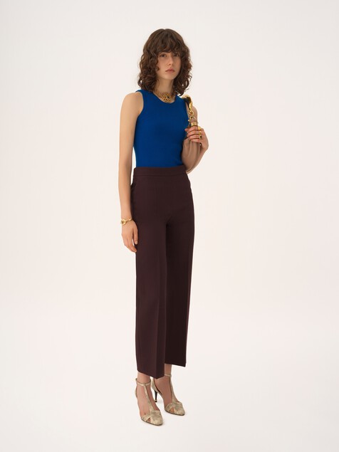 Straight cropped pants in wool cr&ecirc;pe