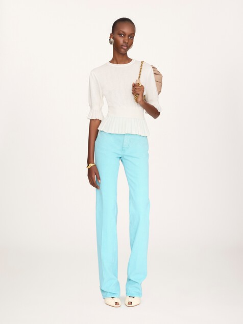 Cropped ruffle sweater in a wool knit