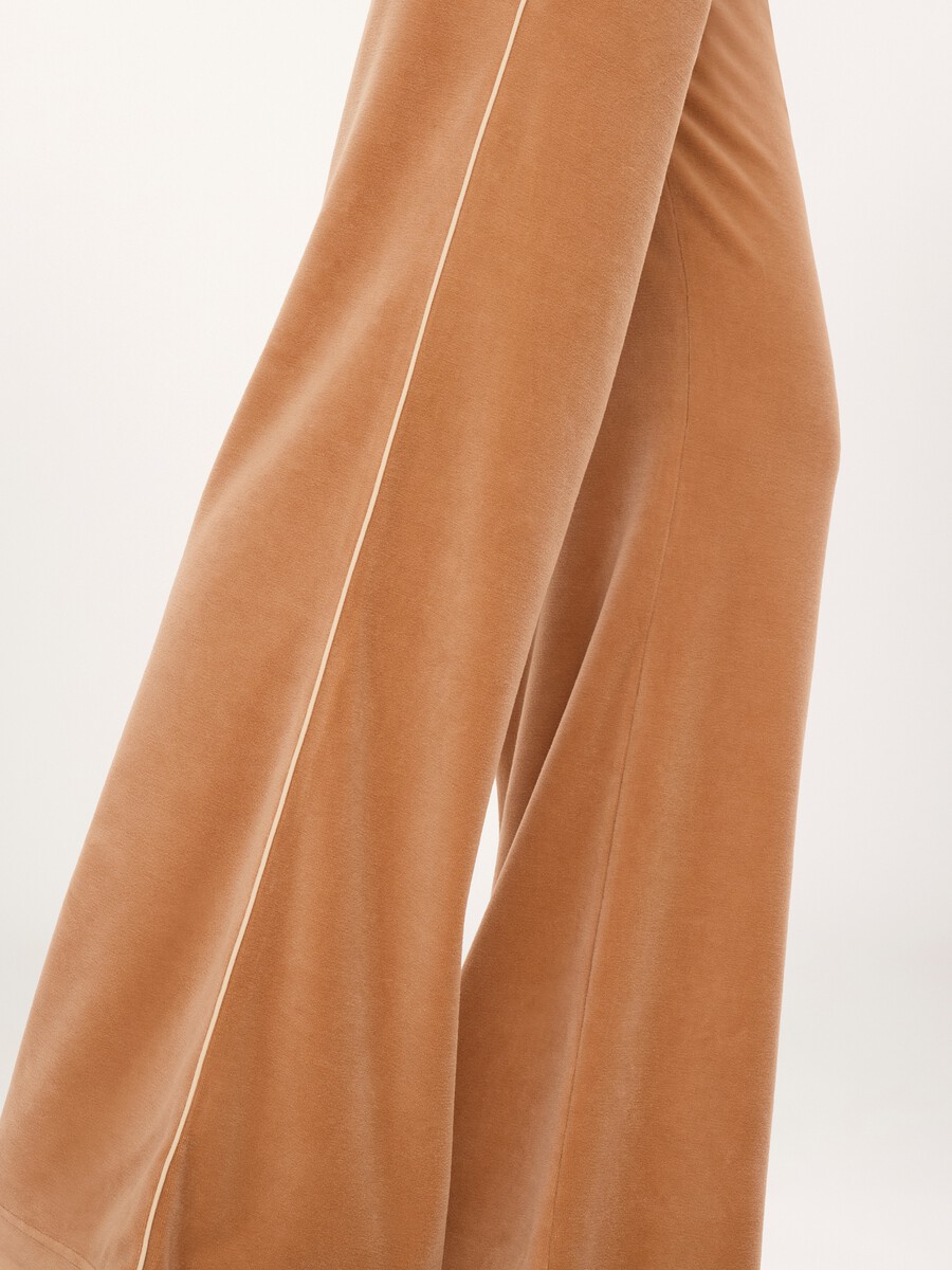 Wide-leg tracksuit pants in velvet - 7