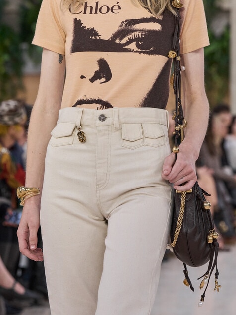 Look 32
