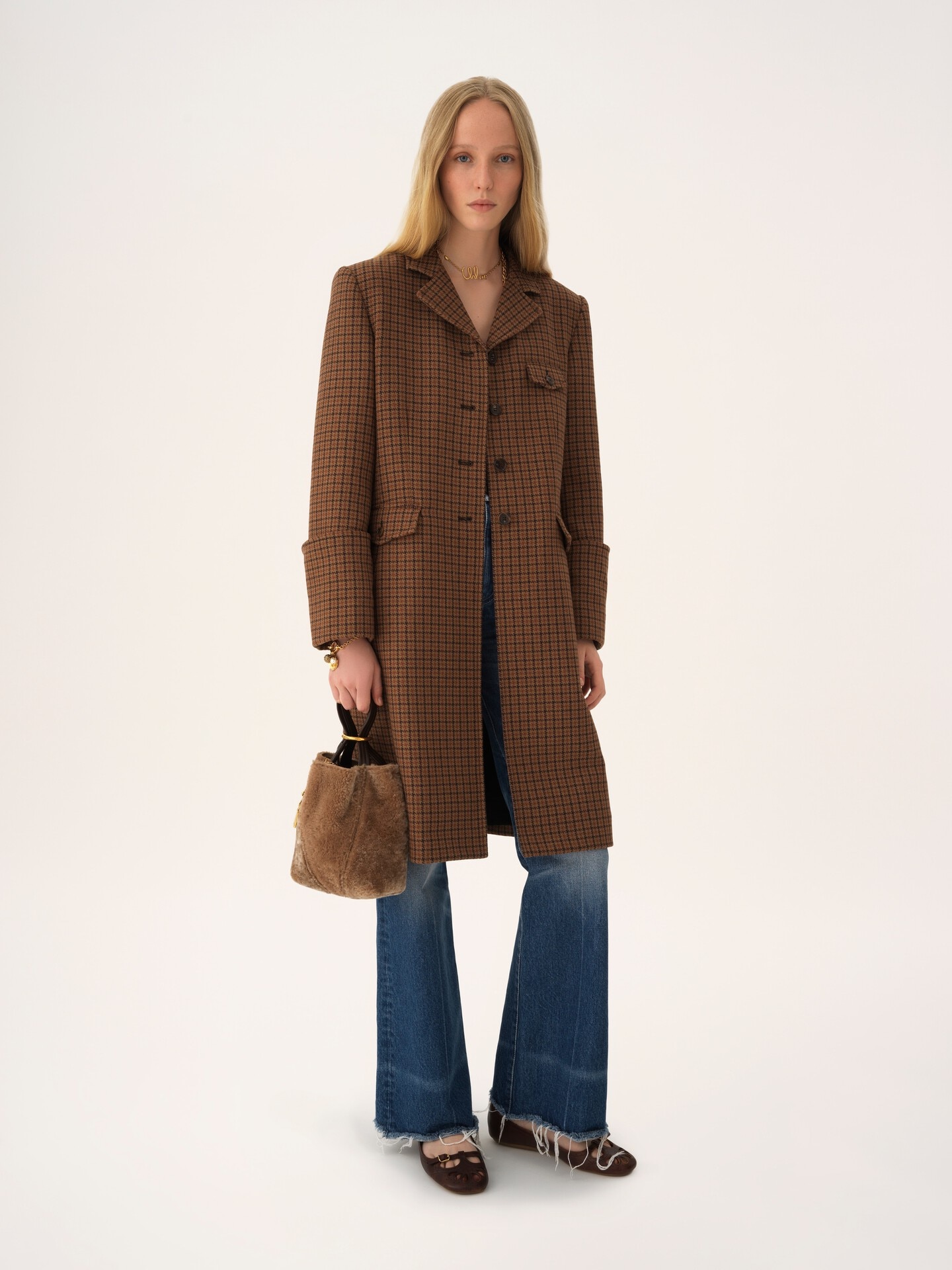 Small Chlo&eacute; Spin tote bag in shearling - 7.0