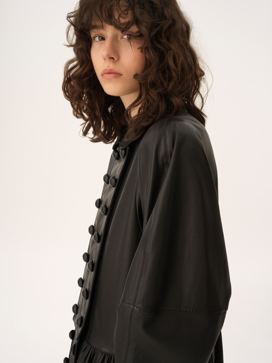 Oversized long riding coat in leather - 5