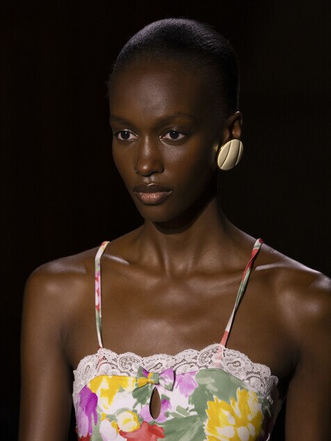 Look 19