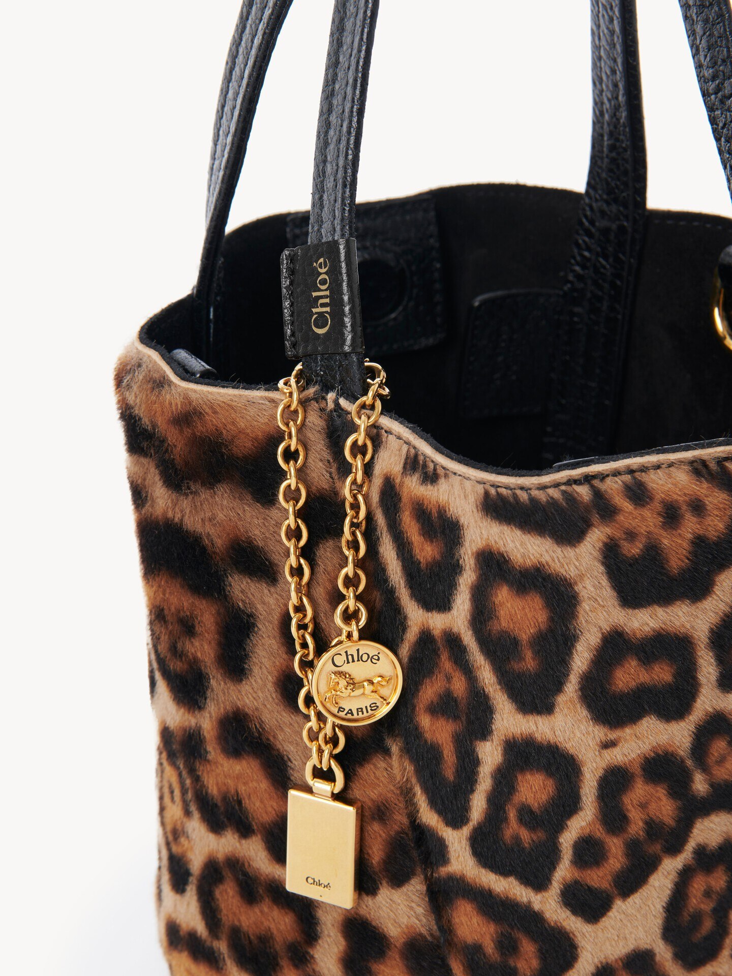Small Chlo&eacute; Spin tote bag in leopard-print shearling - 6.0